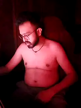 freakkydessi online show from July 12, 8:33 pm