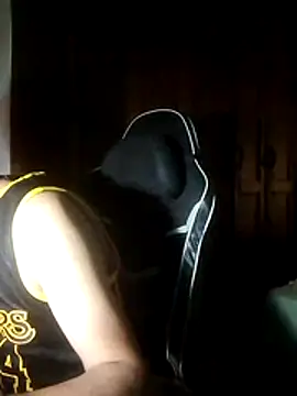 freakkydessi online show from July 13, 10:29 am