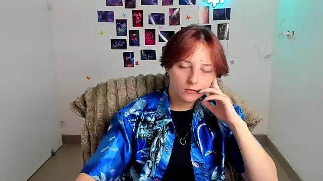 Snapshot of Dilara_Kiss_ chatting on August 8, 5:31 am Dilara Kiss online show from August 8, 5:31 am