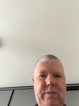 Snapshot of cumboy chatting on June 1, 8:49 am cumboy online show from June 1, 8:49 am