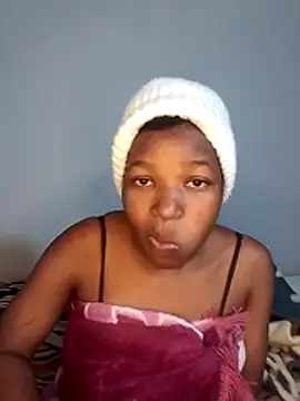 Snapshot of Cherryblush_2 chatting on June 20, 8:55 pm Cherryblush 2 online show from June 20, 8:55 pm
