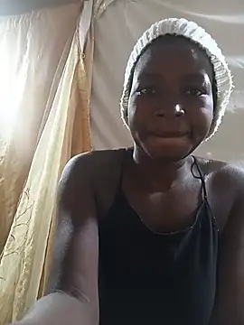 Snapshot of Cherryblush_2 chatting on August 1, 5:29 am Cherryblush 2 online show from August 1, 5:29 am