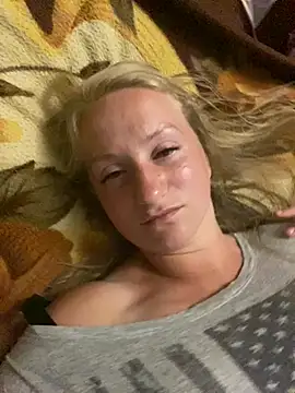 Emilia ki online show from August 9, 7:52 pm