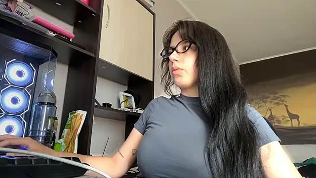 Secret Vanilla  online show from July 3, 12:33 pm