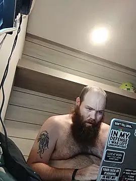 Snapshot of ThisGuy42o chatting on June 16, 3:47 pm ThisGuy42o online show from June 16, 3:47 pm