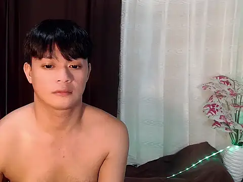 Snapshot of kingdomcum96 chatting on August 1, 8:02 am kingdomcum96 online show from August 1, 8:02 am