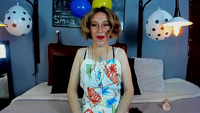 Snapshot of Margott_mature chatting on June 29, 1:00 pm Margott mature online show from June 29, 1:00 pm