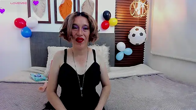 Snapshot of Margott_mature chatting on July 8, 12:31 pm Margott mature online show from July 8, 12:31 pm
