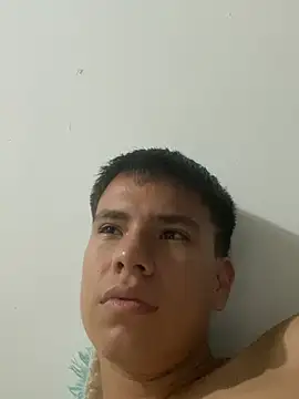 Snapshot of smeltboys chatting on July 1, 3:41 am smeltboys online show from July 1, 3:41 am