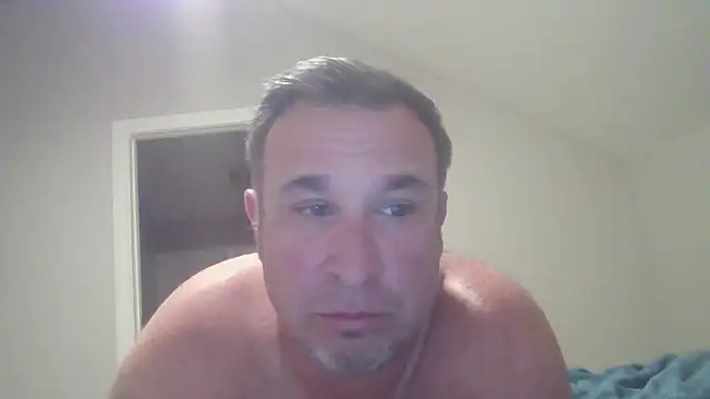 Snapshot of Italian7869 chatting on June 26, 5:12 am Italian7869 online show from June 26, 5:12 am