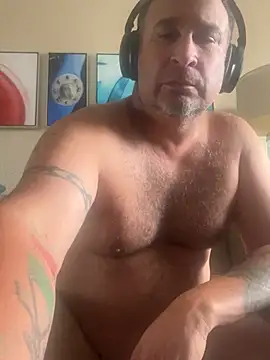 Snapshot of Italian7869 chatting on July 11, 8:33 pm Italian7869 online show from July 11, 8:33 pm