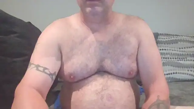 Snapshot of Italian7869 chatting on July 19, 9:40 pm Italian7869 online show from July 19, 9:40 pm