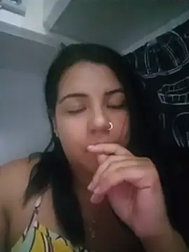 Snapshot of sexysherry4u chatting on June 23, 4:49 pm sexysherry4u online show from June 23, 4:49 pm