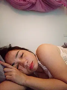 Snapshot of Bigtitss99 chatting on July 6, 12:51 am Bigtitss99 online show from July 6, 12:51 am
