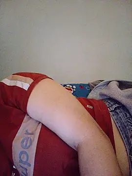 Snapshot of Bigtitss99 chatting on July 24, 1:14 am Bigtitss99 online show from July 24, 1:14 am