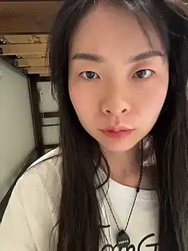 Snapshot of xiaojiao520 chatting on August 6, 2:52 pm xiaojiao520 online show from August 6, 2:52 pm
