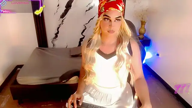 Snapshot of Valeria_Gimon chatting on June 18, 7:40 pm Valeria Gimon online show from June 18, 7:40 pm