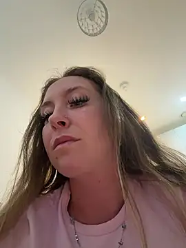 Snapshot of Coleyy_xx chatting on June 26, 7:07 pm Coleyy xx online show from June 26, 7:07 pm