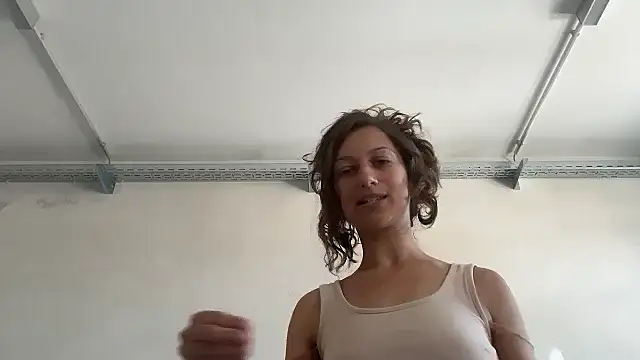 Snapshot of lustgrotte27 chatting on July 22, 11:02 am lustgrotte27 online show from July 22, 11:02 am