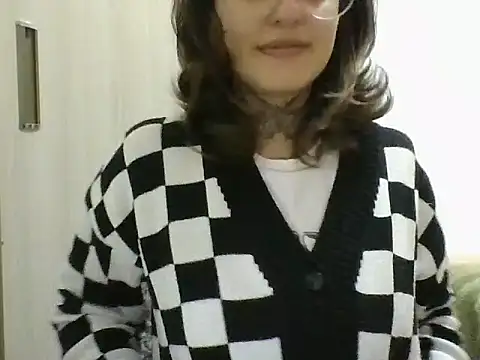 Snapshot of cathyfire chatting on June 18, 8:02 pm cathyfire online show from June 18, 8:02 pm