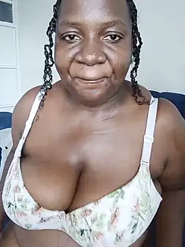 Snapshot of naughtyebonydiva chatting on June 20, 12:41 pm naughtyebonydiva online show from June 20, 12:41 pm