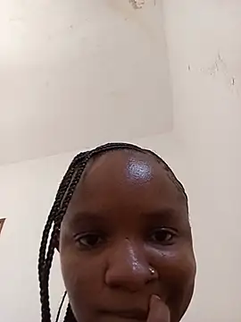 Snapshot of MissGloria21 chatting on June 25, 9:14 am MissGloria21 online show from June 25, 9:14 am