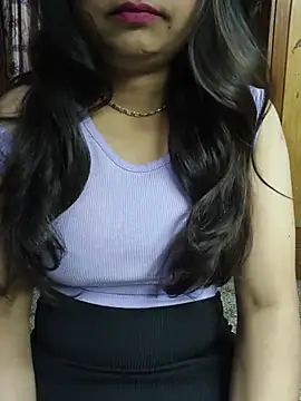 Snapshot of sexy-pari8 chatting on August 8, 5:26 pm sexy-pari8 online show from August 8, 5:26 pm