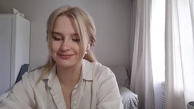 BloomMoon online show from July 8, 12:42 pm
