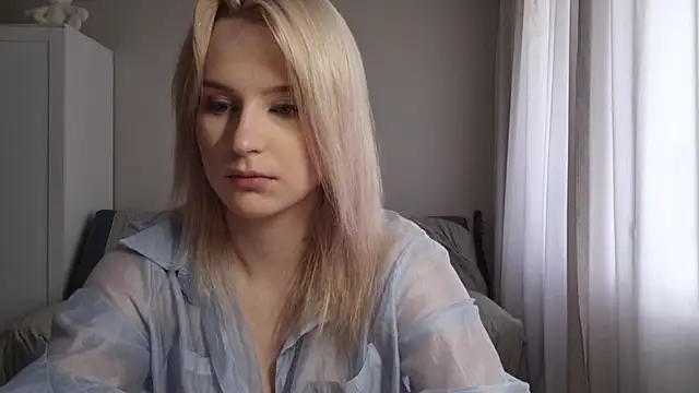 BloomMoon online show from July 25, 12:25 pm