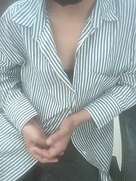 sushmita0 online show from June 21, 2:36 am