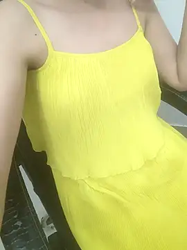 sushmita0 online show from June 26, 1:48 pm