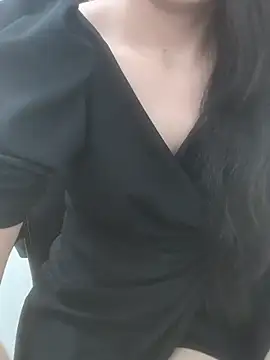sushmita0 online show from July 1, 3:30 am