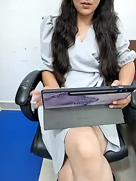 sushmita0 online show from July 31, 1:32 pm