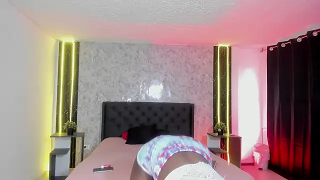 mirandaPriesly online show from June 30, 12:39 pm