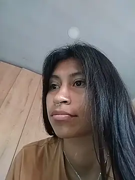 Pocahontas Honey online show from July 8, 10:25 pm