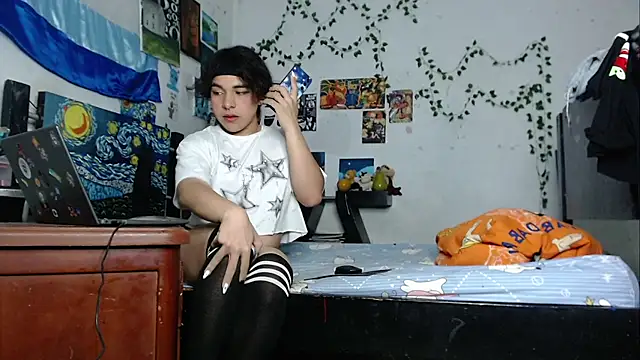 Snapshot of Tiff_-Styles chatting on July 26, 9:00 pm Tiff -Styles online show from July 26, 9:00 pm