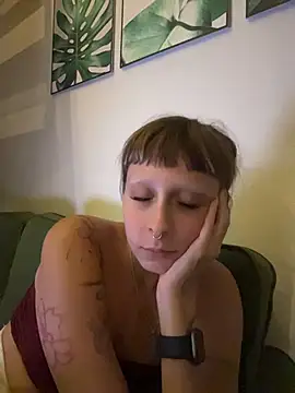LandKellys online show from June 19, 11:36 am