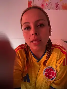 Snapshot of RougeeMelodyy chatting on July 1, 8:38 am RougeeMelodyy online show from July 1, 8:38 am