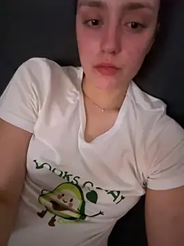 Snapshot of beebesitta chatting on June 19, 10:35 pm beebesitta online show from June 19, 10:35 pm
