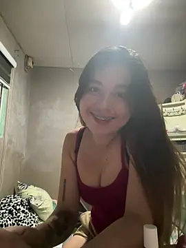 Snapshot of ilovetattoo15 chatting on June 20, 1:03 pm ilovetattoo15 online show from June 20, 1:03 pm