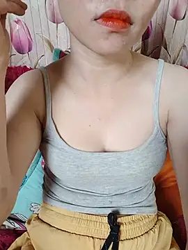 AvaRoyale online show from July 3, 3:46 am