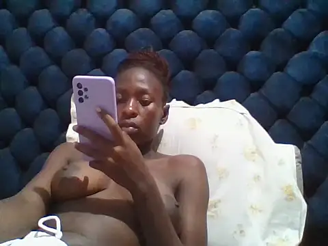 Snapshot of Honeybiscuitt chatting on June 30, 9:38 pm Honeybiscuitt online show from June 30, 9:38 pm