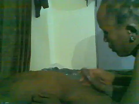 Snapshot of Savage_mates chatting on June 21, 10:12 pm Savage mates online show from June 21, 10:12 pm