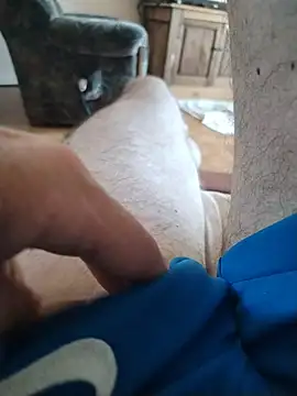 Snapshot of Philebranleur chatting on July 17, 12:23 pm Philebranleur online show from July 17, 12:23 pm