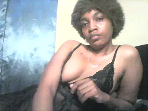 Snapshot of CannyDetour chatting on July 3, 8:37 pm CannyDetour online show from July 3, 8:37 pm
