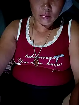 Snapshot of NyloveSquirt chatting on June 25, 6:45 pm NyloveSquirt online show from June 25, 6:45 pm