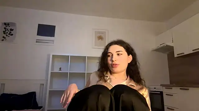 runawyin online show from July 31, 7:24 pm
