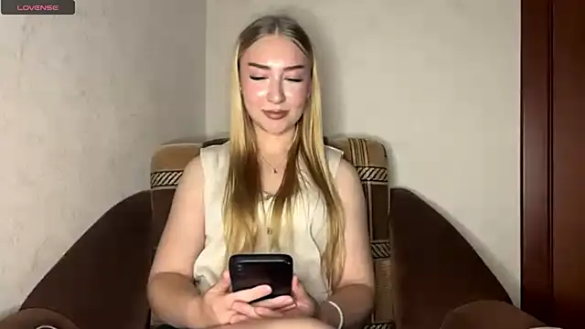 AlinaTeaseX online show from July 2, 8:26 pm