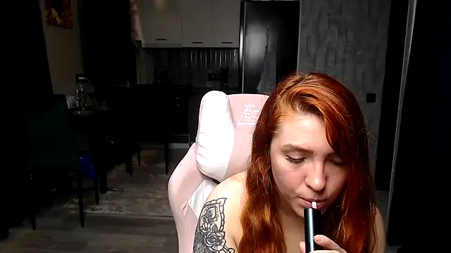 Reginasmilee online show from April 4, 3:16 am