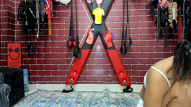 BDSM FETISHEESS online show from June 26, 10:41 am